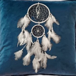 💚FREE With $35+Purchase - White Feather Dream Capture- New in pkg